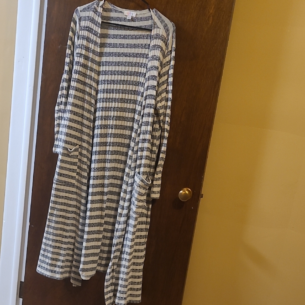 LuLaRoe Gray and Cream Knit Cardigan